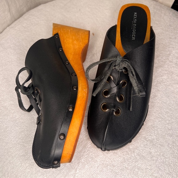 NWOT Kelsi Dagger Black and Tan Mules - Picture 4 of 5